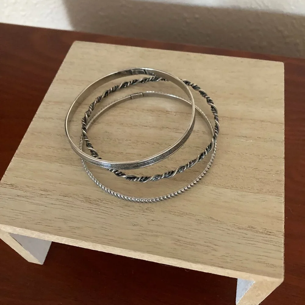 Bracelets Vintage Sterling set of 3 bangle bracelets. All unique. - Picture 2 of 3